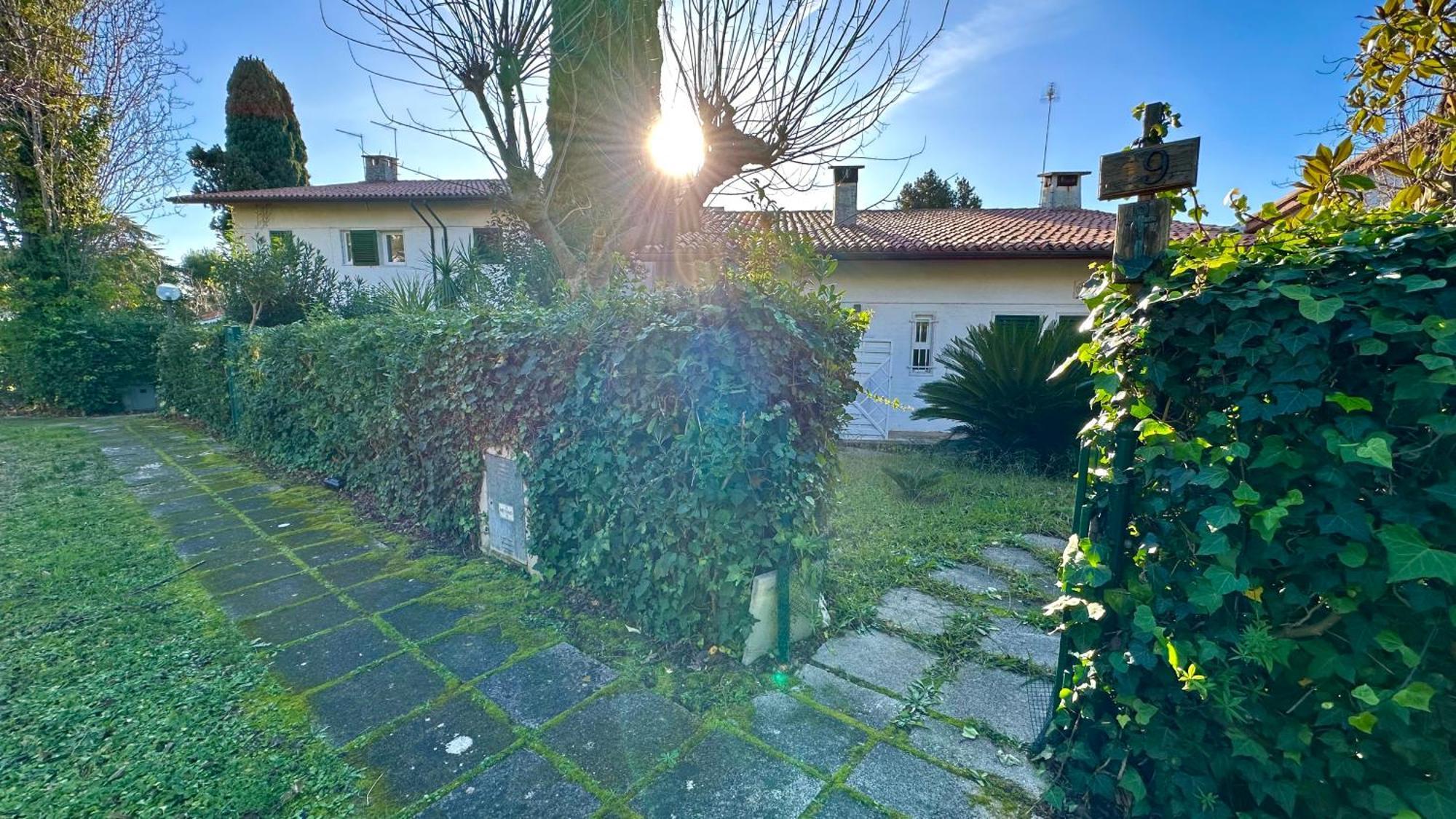 N207 - Numana, Deliziosa Villetta Con Giardino Экстерьер фото